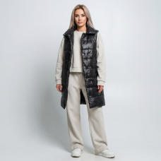 Жилет женский утепленный с отложным воротником, цвет-черный