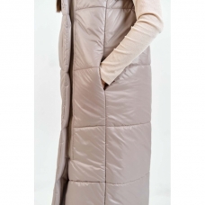  Жилет женский утепленный длинный с воротником стойкой, цвет-бежевый