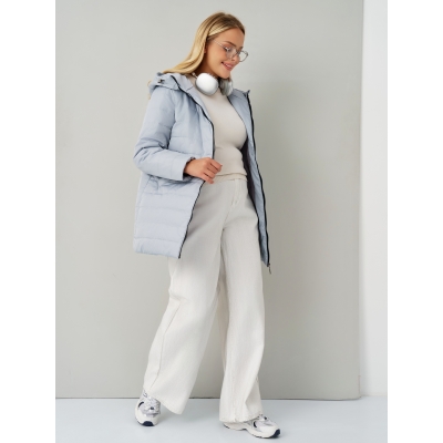 утепленная женская куртка с капюшоном