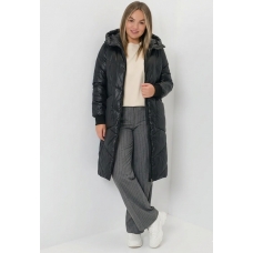 Пальто зимнее с объёмным капюшоном и с накладными карманами, цвет-черный