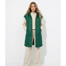 Жилет женский стёганый,цвет- изумрудный