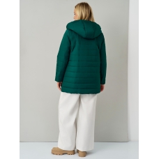 Утепленная женская куртка с капюшоном изумруд