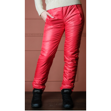 Утепленные зауженные женские брюки из глянцевой ткани,  цвет -красный